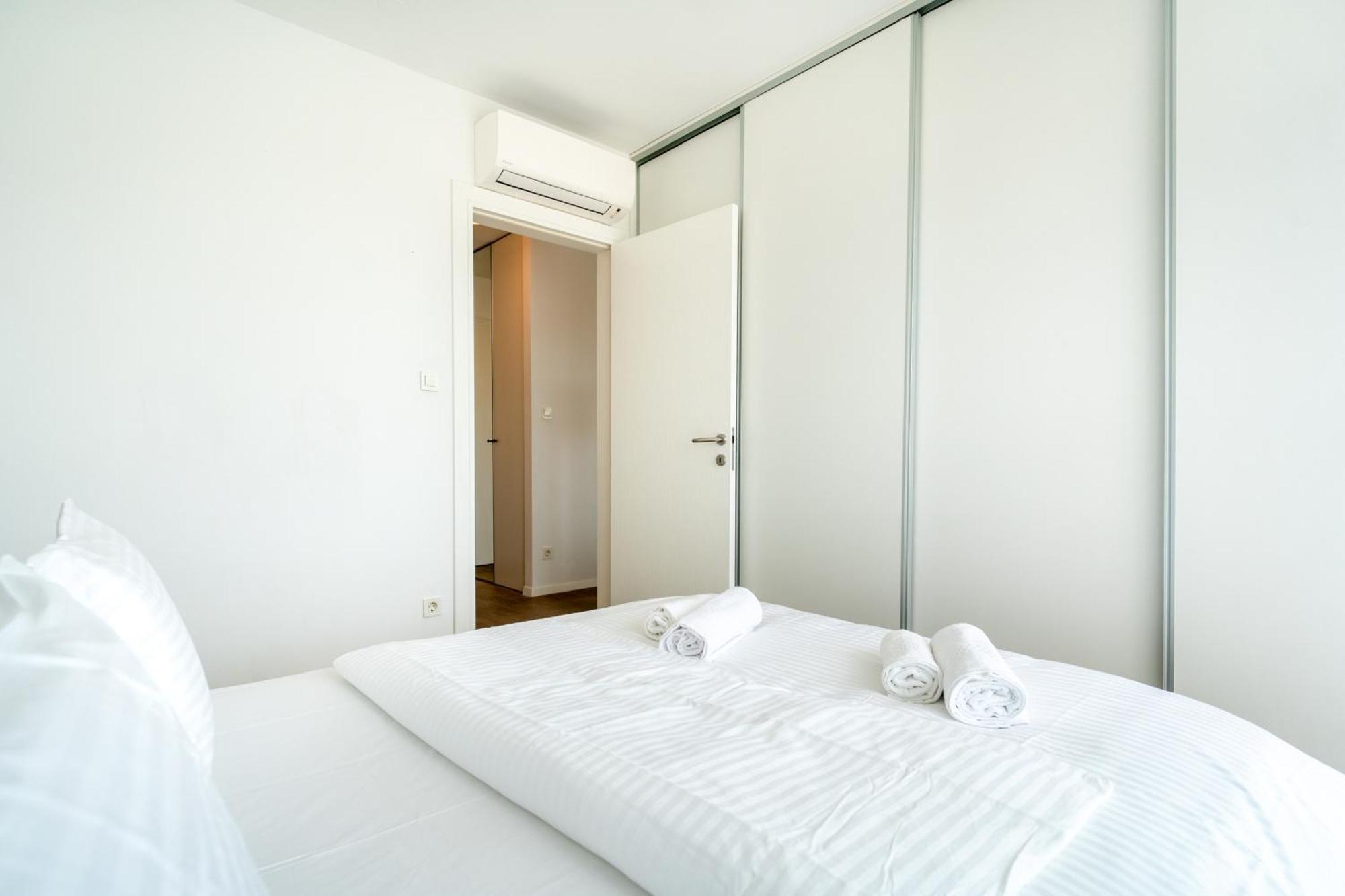 Prism Living Apartman *